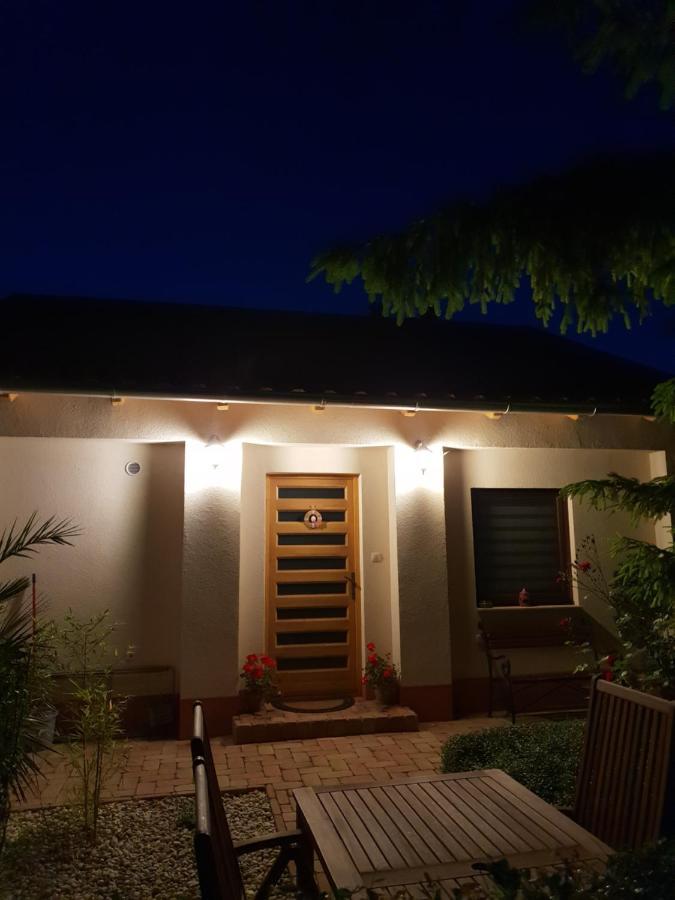 Fuered Deluxe Garden Apartment 巴拉顿菲赖德 外观 照片